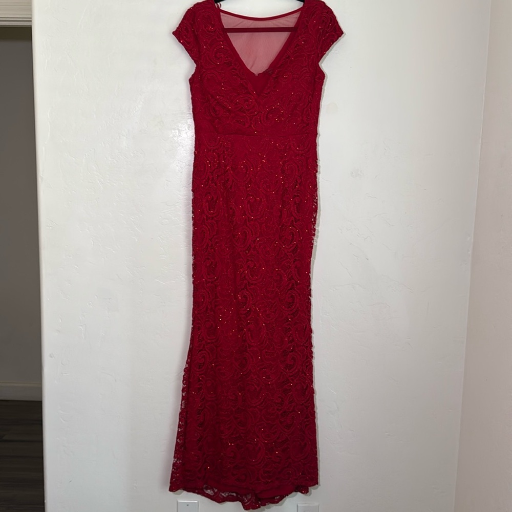 MARINA Red Lace V-Neck Dress